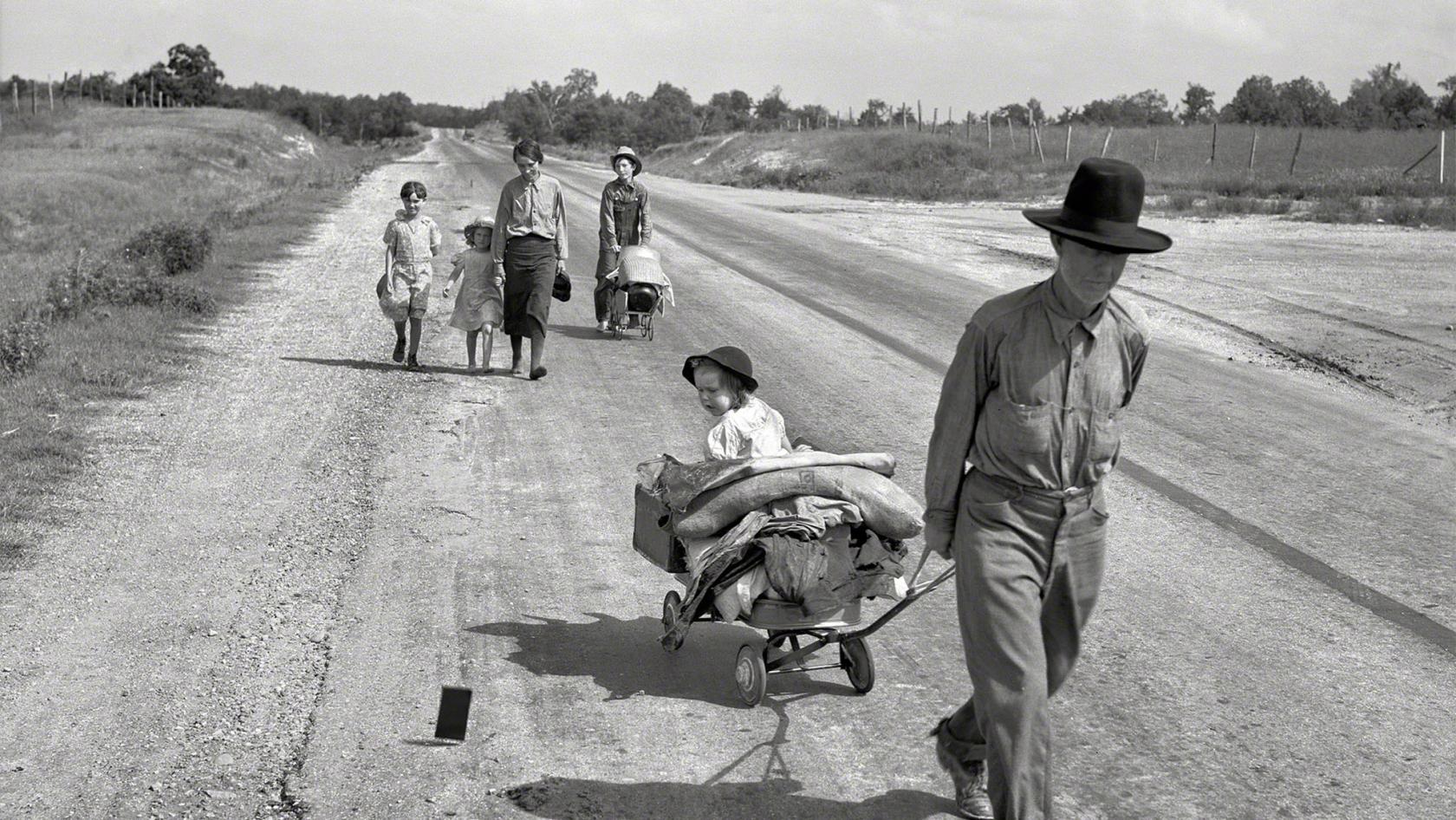 Family-Walking-on-Highway-1936.jpg